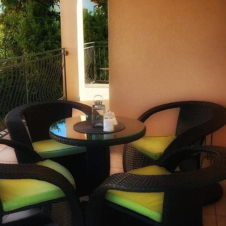 Apartmani Tomislav Krk Town Exterior foto